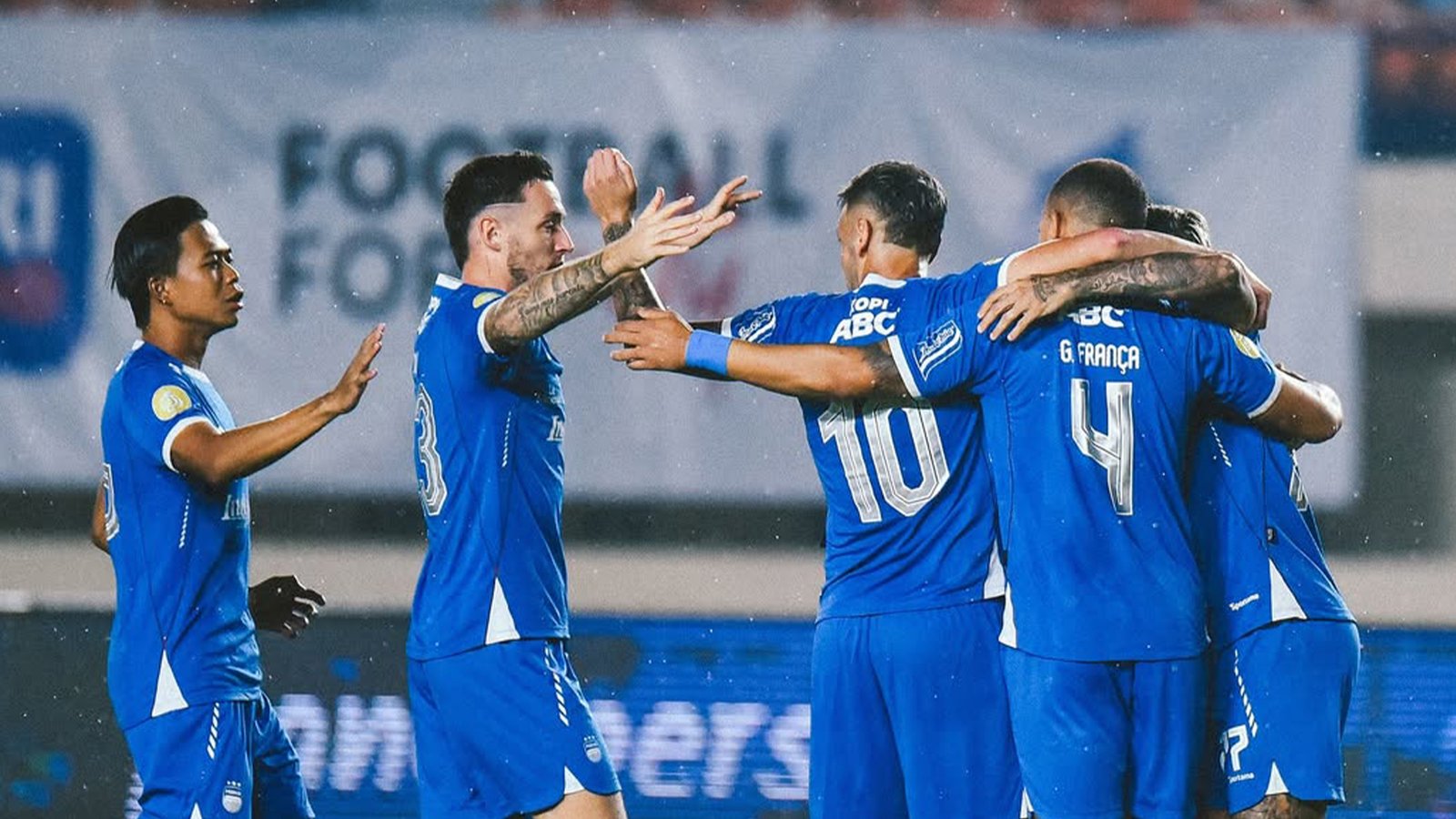 Apa yang Terjadi Jika Persib Menang Lawan Bali United?