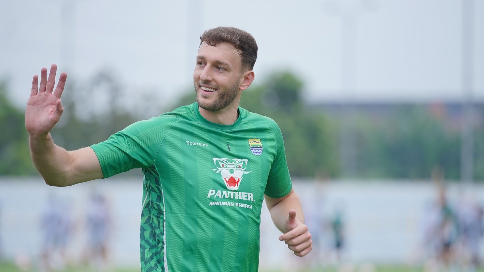 Adam Przybek Antusias Sambut TC Persib di Thailand