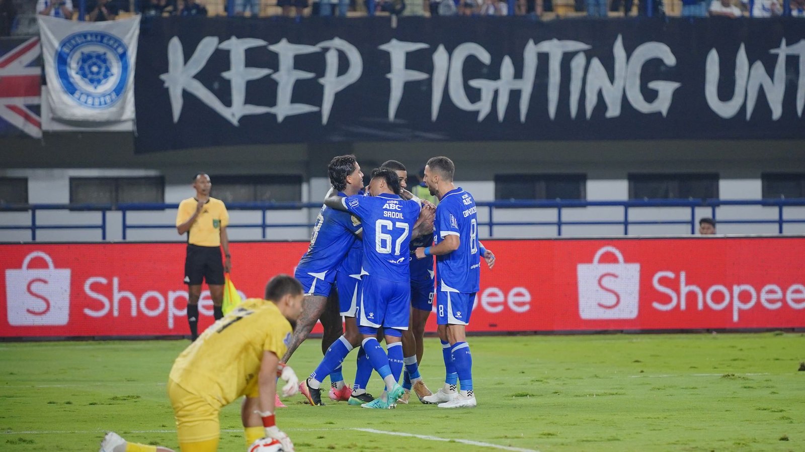 Si Jago Kandang, Identitas Lama yang Kembali untuk Persib