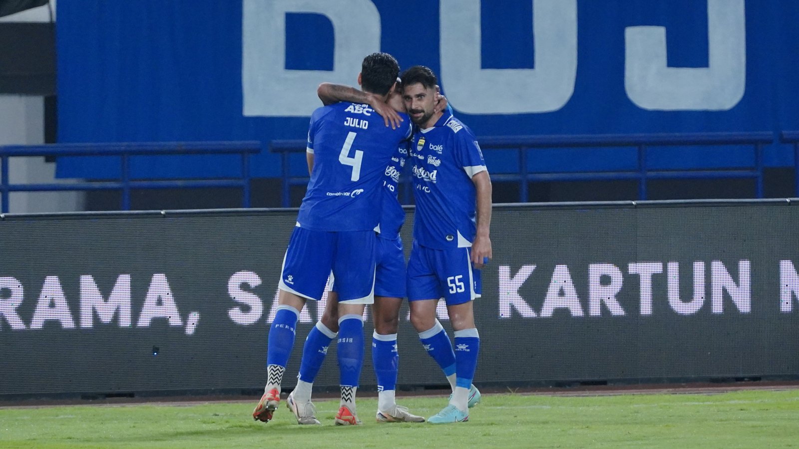 Mampukah Persib Bersaing di Papan Atas Indonesia Super League?