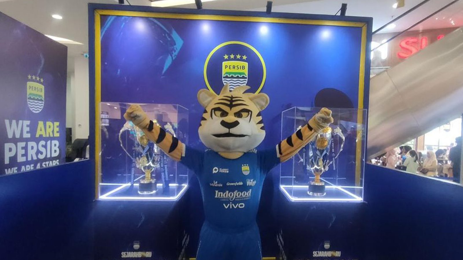 Trophy Tour Persib Akan Sambangi Karawang, Catat Tanggalnya Bobotoh!